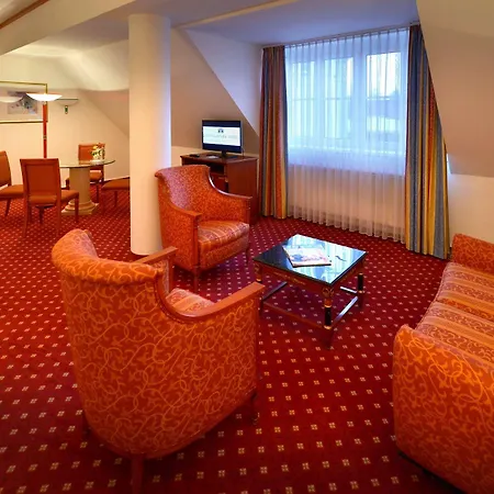 فندق-luitpoldpark 4*