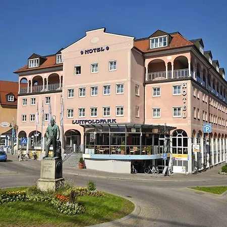 Отель Luitpoldpark-hotel 4*