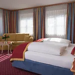 リュイトポルトパーク - ホテル 4*