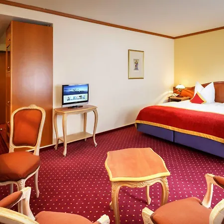 Готель Luitpoldpark-hotel 4*