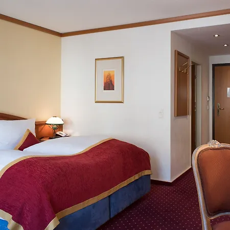 Luitpoldpark-hotel Готель