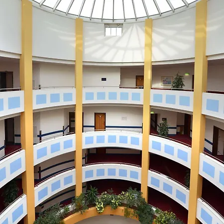 Luitpoldpark-hotel Готель