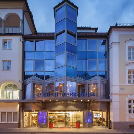 Готель Luitpoldpark-hotel Фюссен