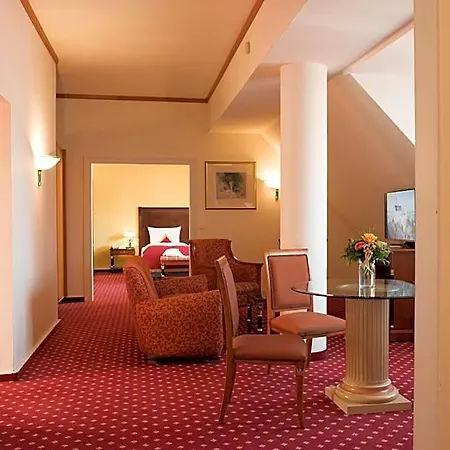 Hotel Luitpoldpark-hotel 4*
