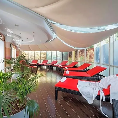 Hotel Luitpoldpark-hotel 4*
